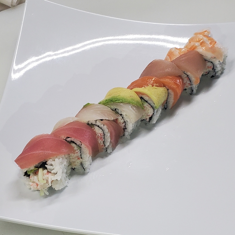 Order Rainbow Special Roll food online from Sushi Loco store, Long Beach on bringmethat.com