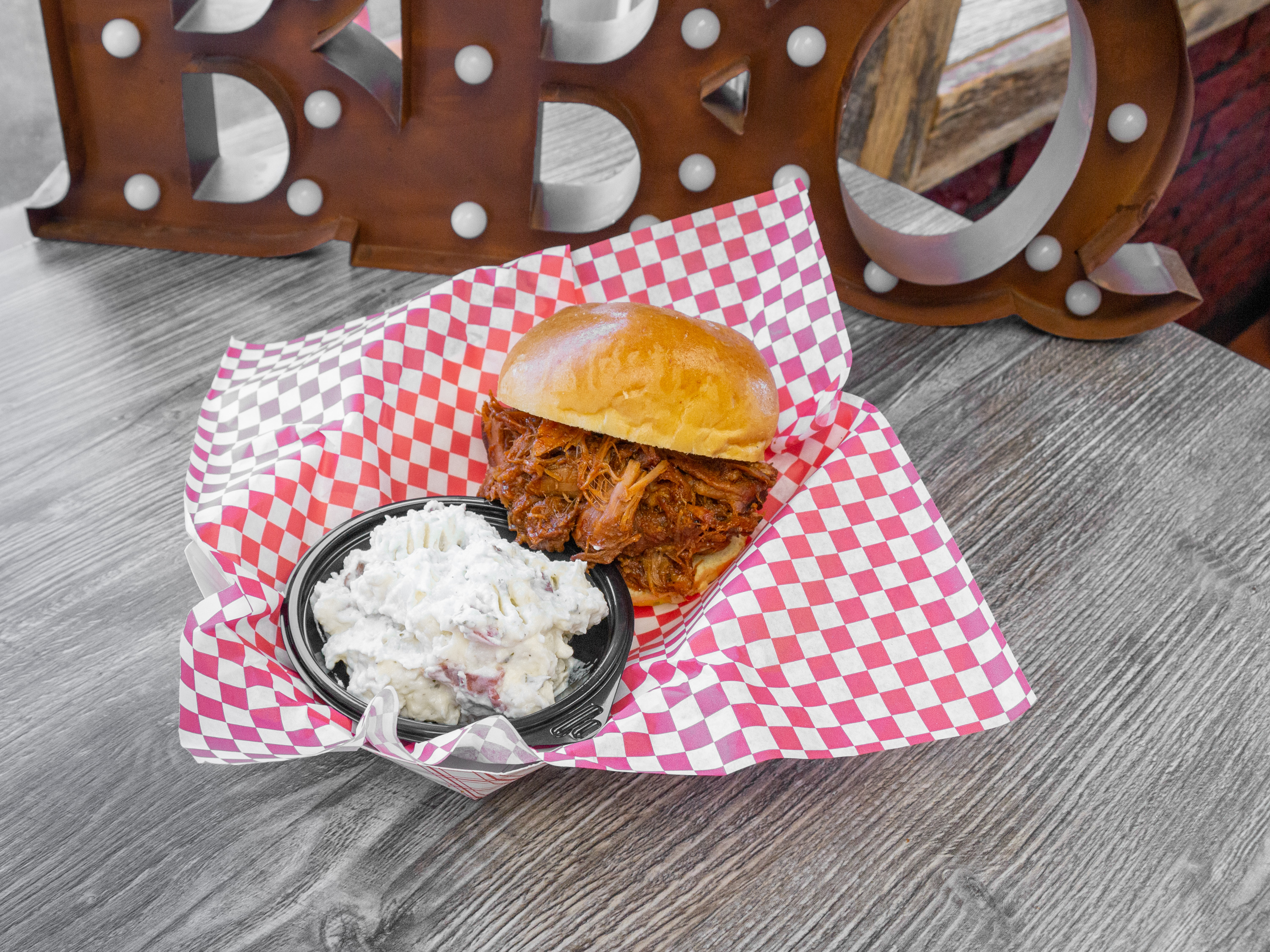 Order Pulled Pork food online from Hot Off The Coals store, Easton on bringmethat.com