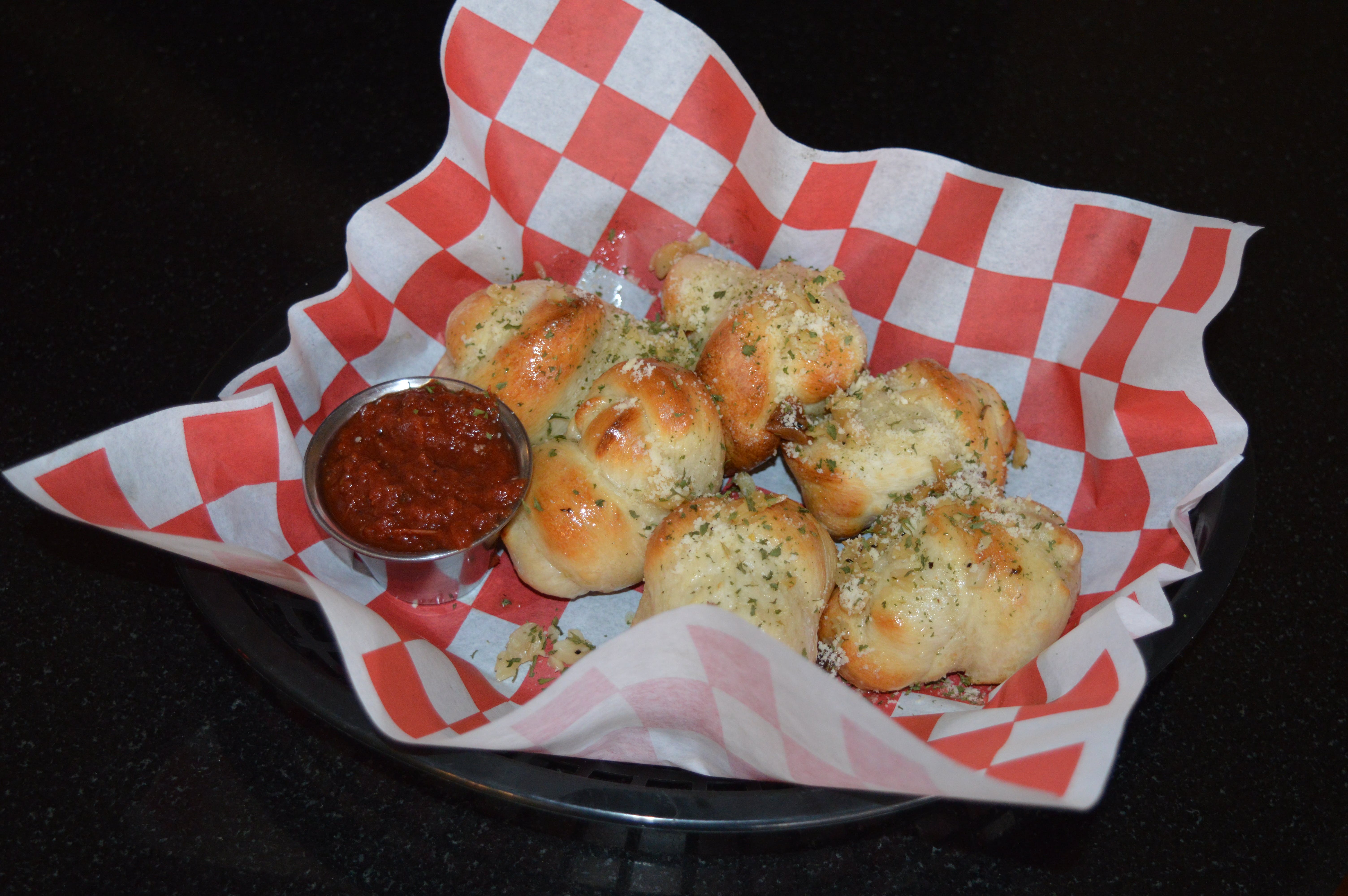 Order Garlic Knots - Appetizer food online from Papa's Italian Restaurant store, Florence on bringmethat.com