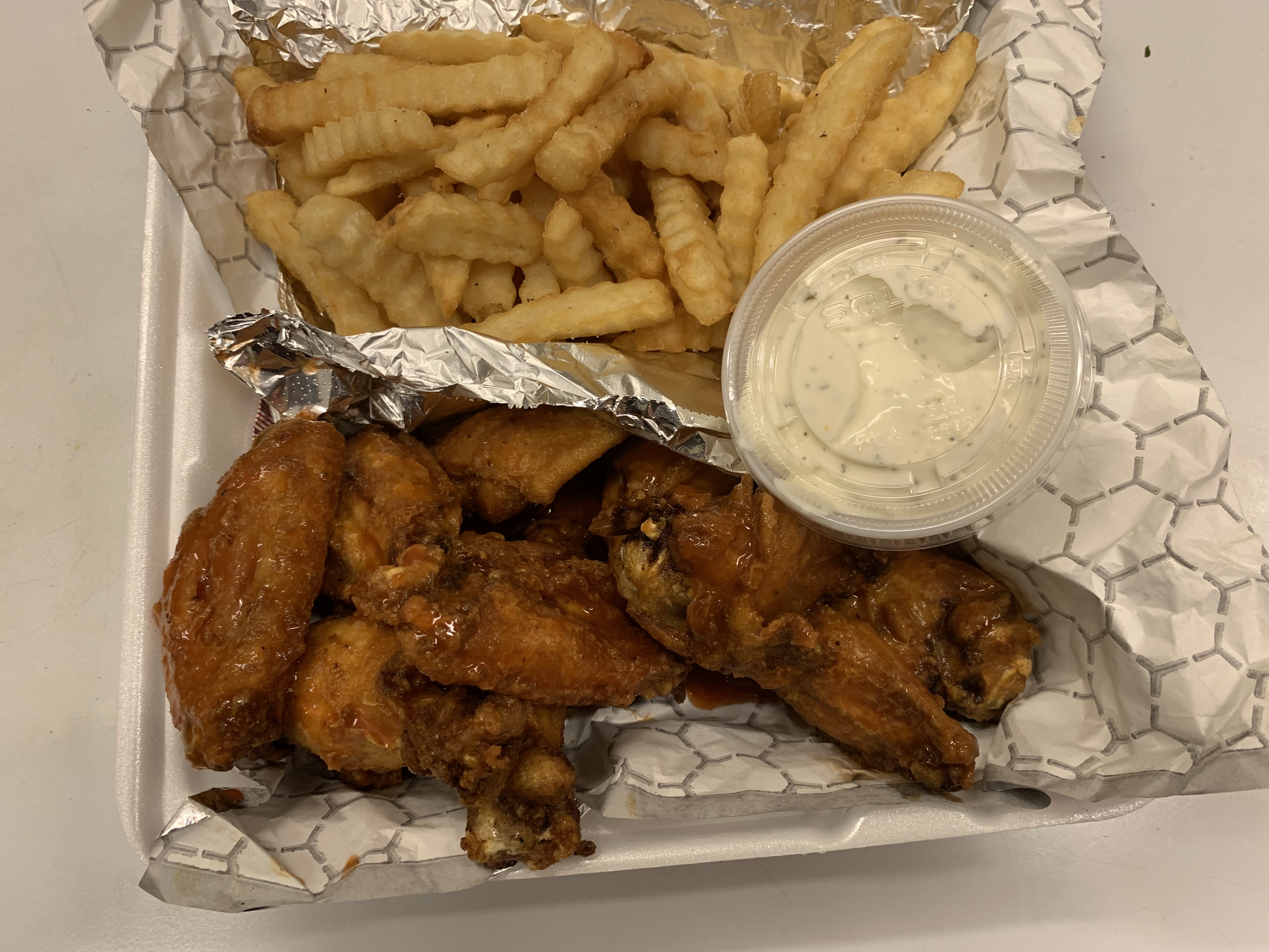 Order 10 Chicken Wings with Fries food online from Sbarro store, Wilmington on bringmethat.com