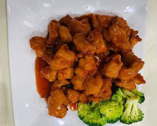 Order General Tso's Chicken  food online from Wei Authentic Chinese Cuisine store, Gwinnett County on bringmethat.com