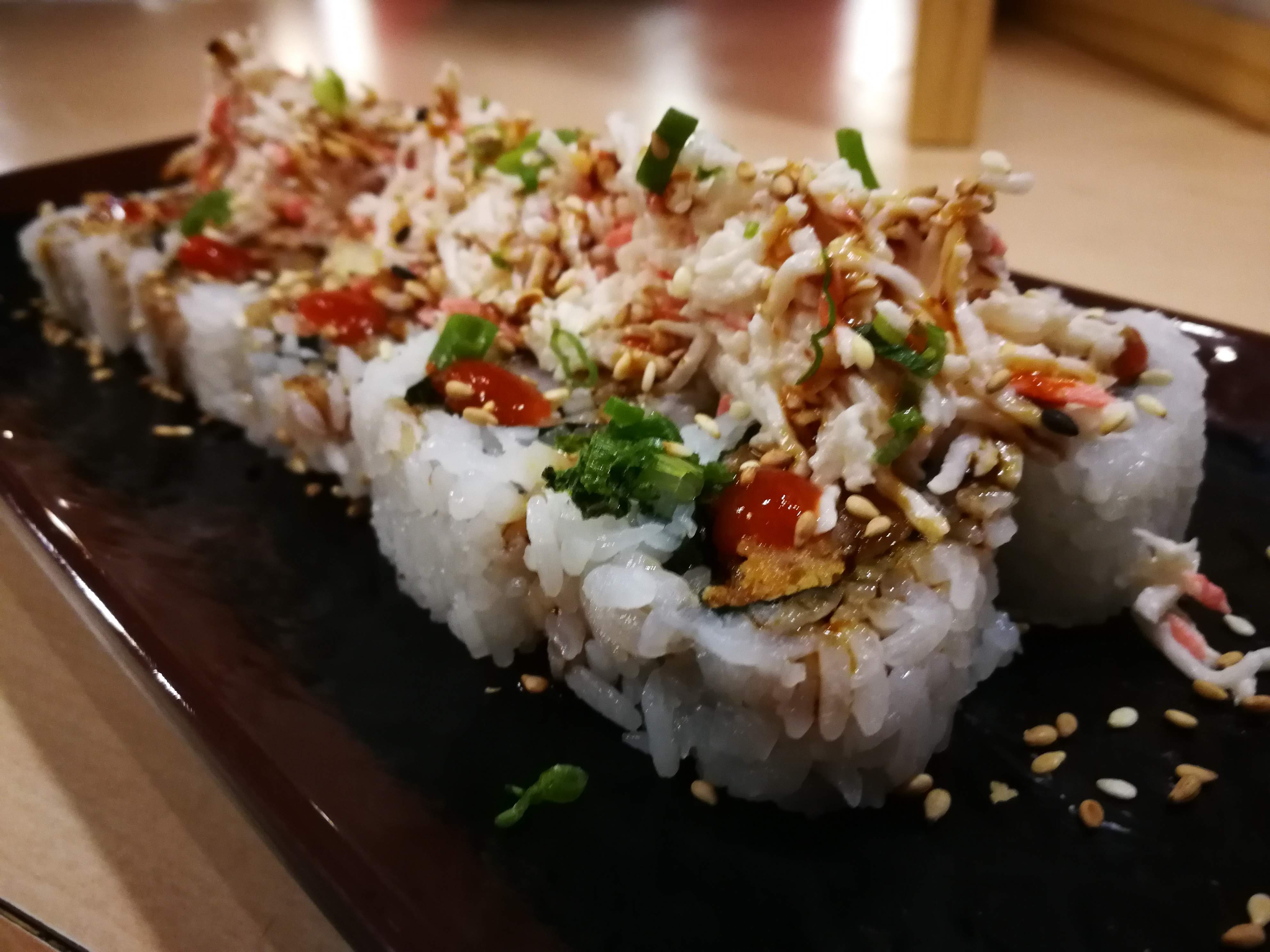 Order R8. Kohala Roll food online from Sushi One store, Reno on bringmethat.com