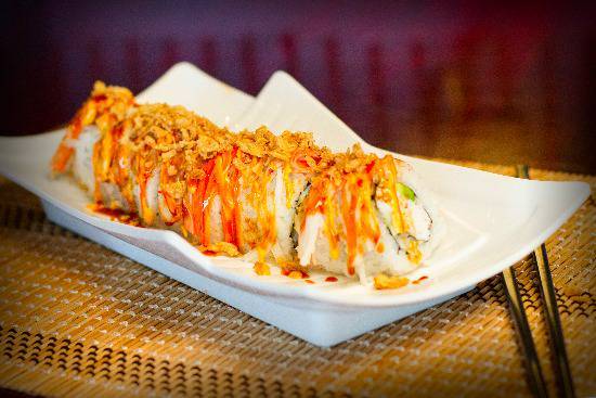 Order Crunchy Green Sushi Roll food online from Wasabi Sushi store, Troutdale on bringmethat.com