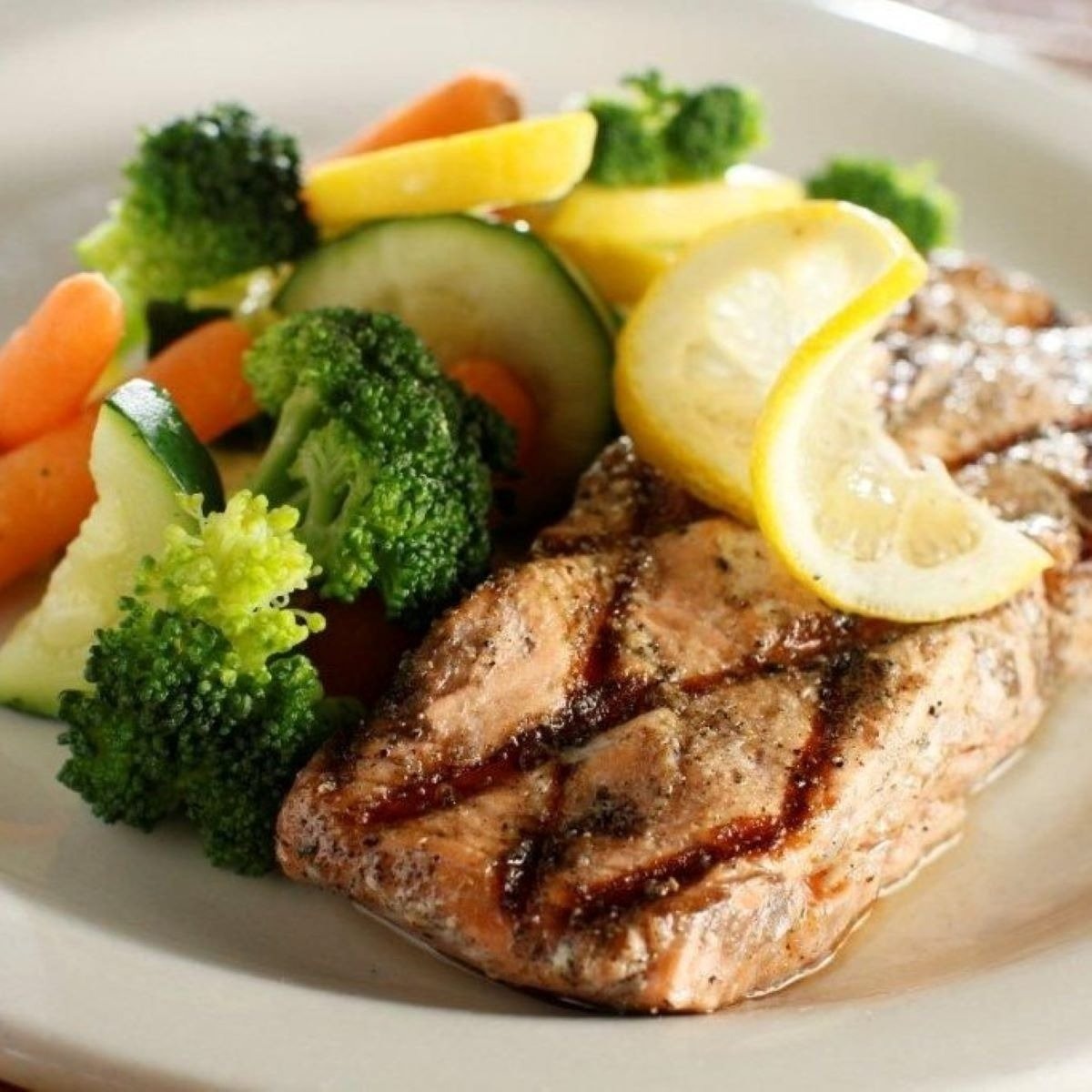 Order Salmon Entree food online from Huey's Collierville store, Collierville on bringmethat.com