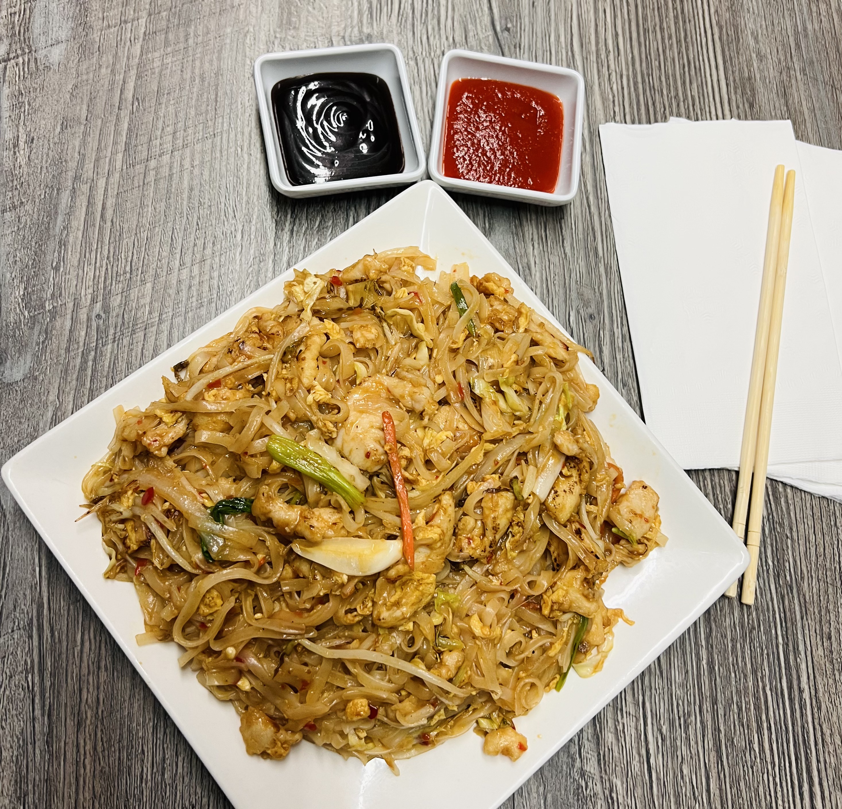 Order House Special Pad Thai food online from Golden Pho store, Norwalk on bringmethat.com