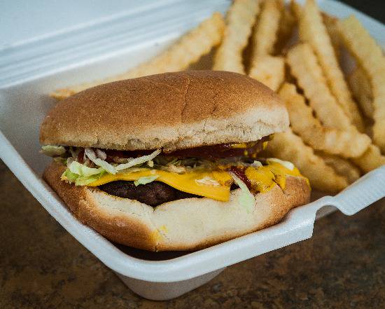 Order Cheeseburger Combo food online from Chicago Style Sandwiches & More store, College Park on bringmethat.com