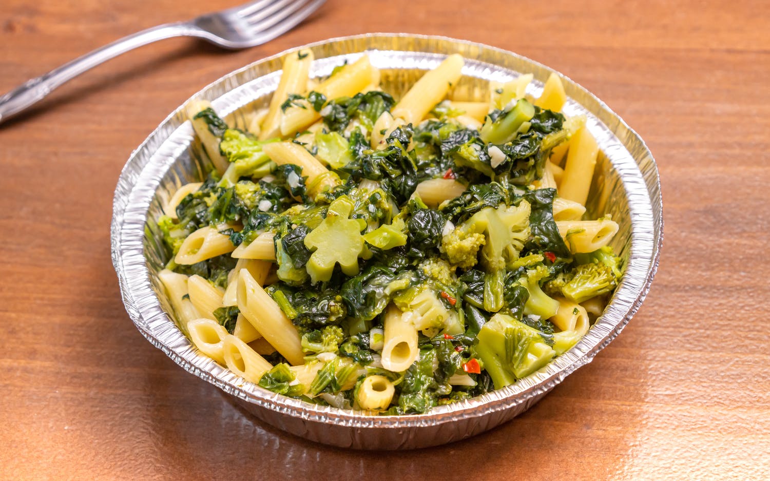 Order Penne with Broccoli & Spinach food online from Mazzella Italian Restaurant store, Wilmington on bringmethat.com
