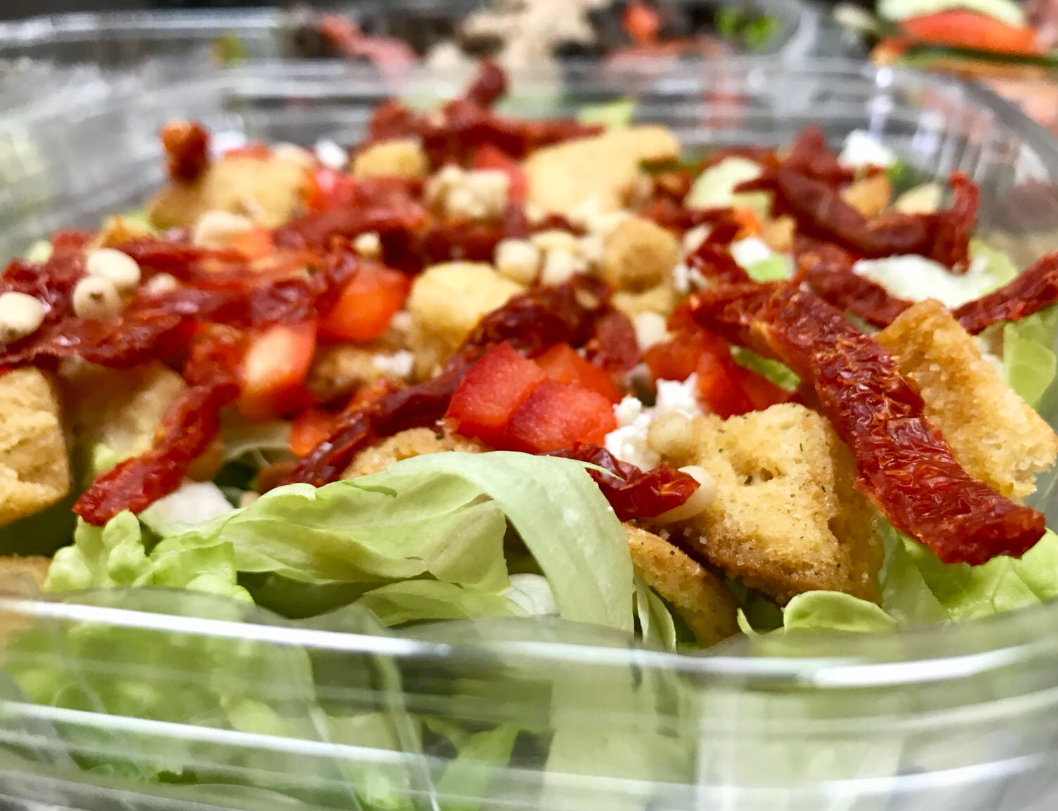Order Pronto Salad food online from Pronto Pizza Express store, Miami on bringmethat.com