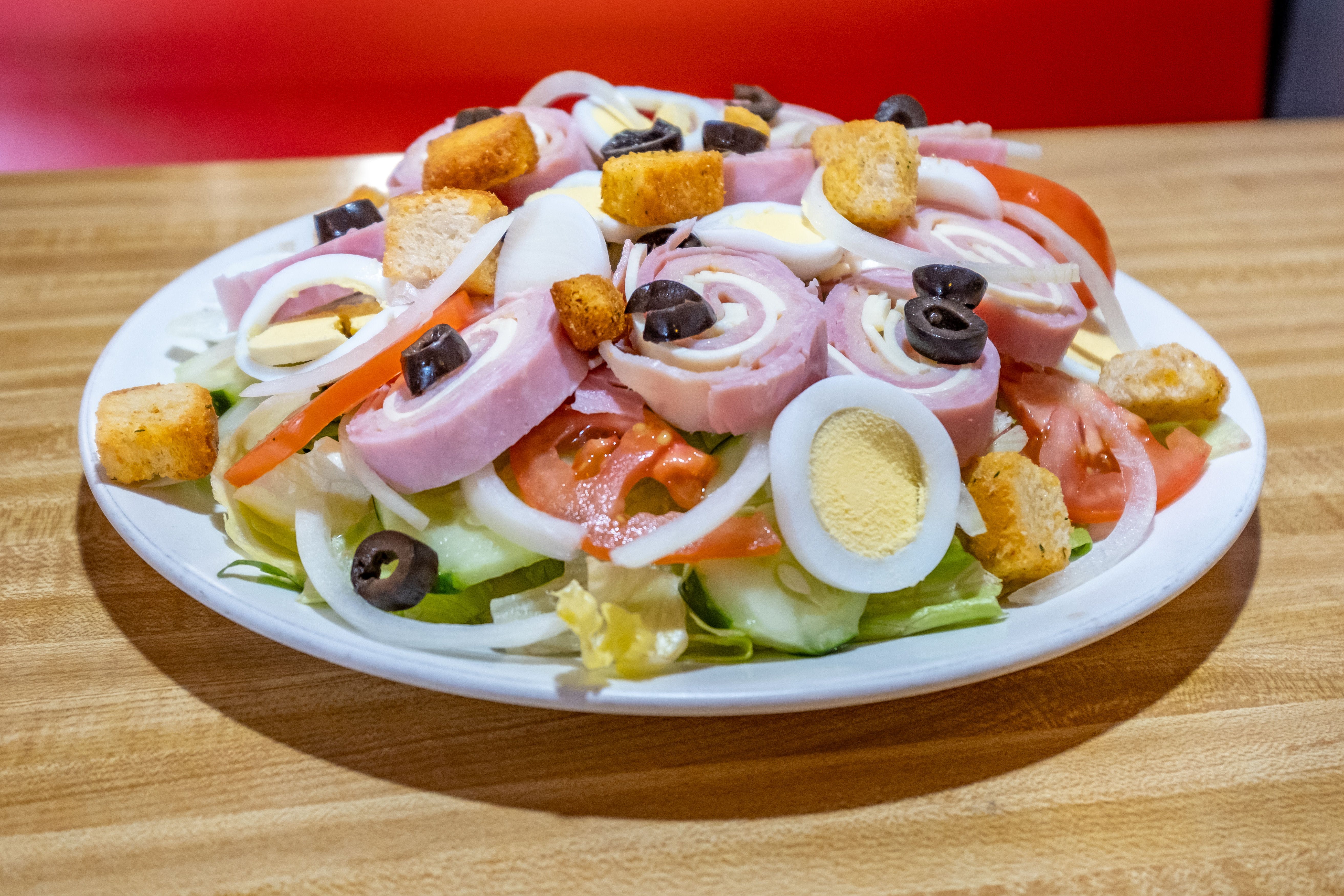 Order Chef Salad - Salad food online from Brother's Pizza store, Shippensburg on bringmethat.com