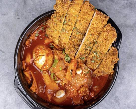 Order 돈가스 떡볶이 Pork cutlet Spicy Rice Cake food online from Soosanghanpocha store, Palisades Park on bringmethat.com