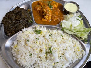 Order Chicken Curry Lunch food online from Crown of India store, Los Angeles on bringmethat.com
