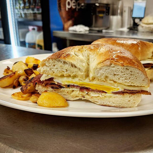 Order Fried Egg Sandwich with Bacon Breakfast food online from Brothers Breakfast store, Peabody on bringmethat.com