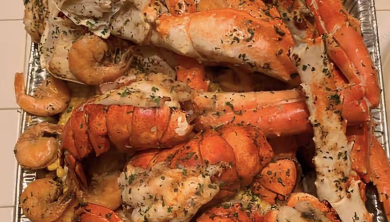 Order Lobster Tail  food online from Red Hook Cajun Seafood & Bar store, Southaven on bringmethat.com