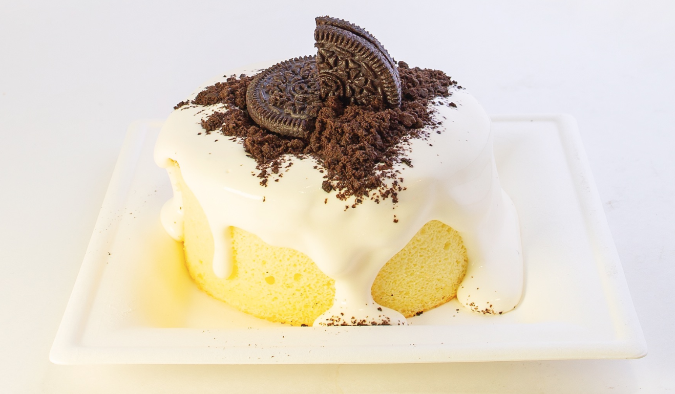 Order Oreo Cheese Cake food online from Feng Cha store, Minneapolis on bringmethat.com