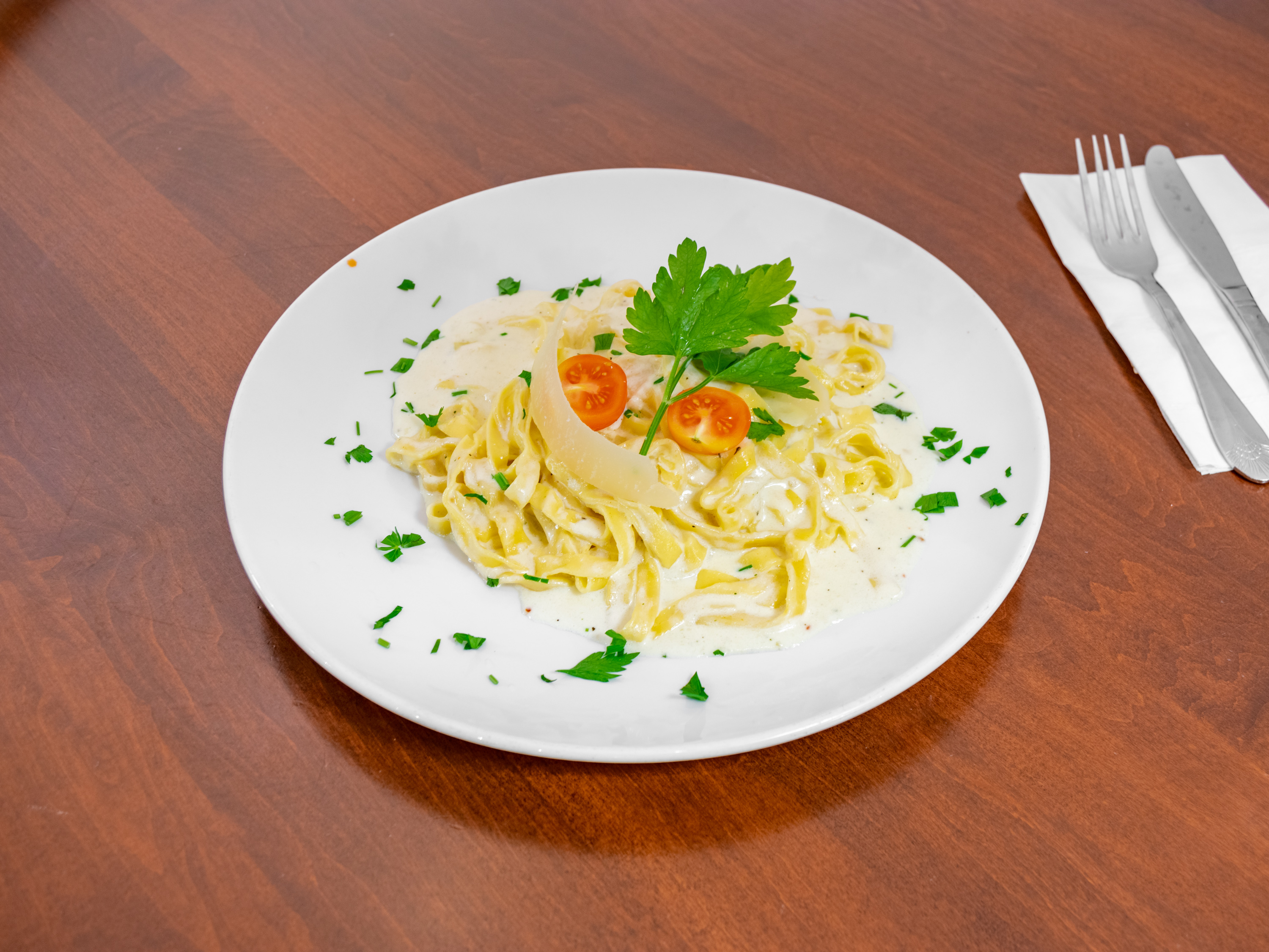 Order Fettuccini Alfredo food online from Ventura's Offshore Cafe store, Northfield on bringmethat.com