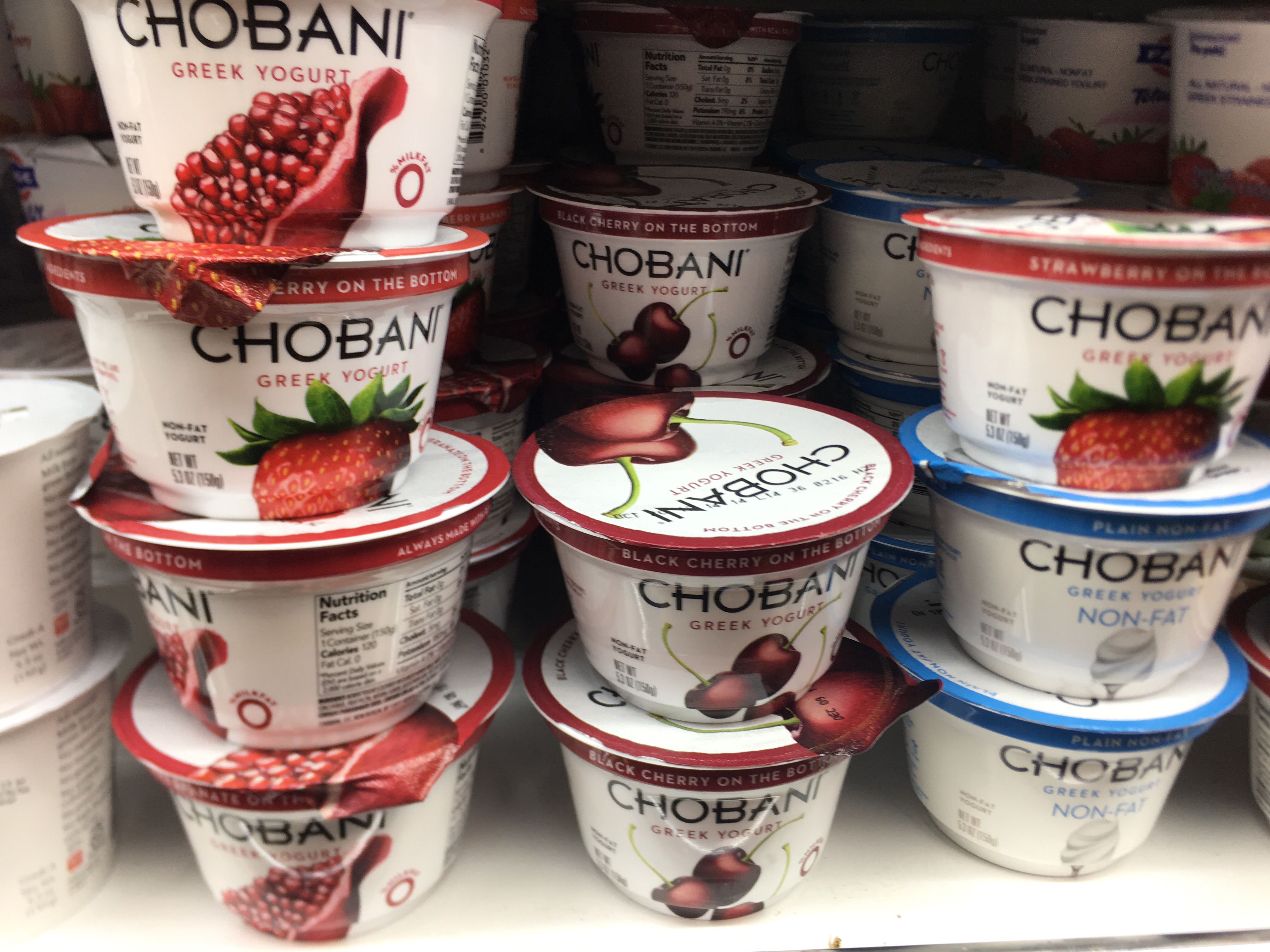 Order Chobani 5.3 oz Greek yogurt food online from Crescent Gourmet store, Astoria on bringmethat.com