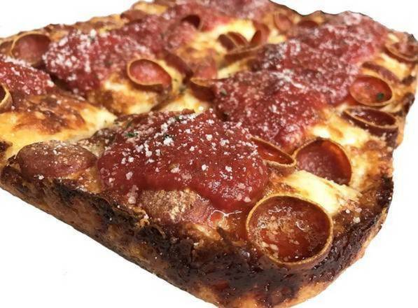 Order Detroit Rock City Pizza food online from Master Pizza store, Twinsburg on bringmethat.com