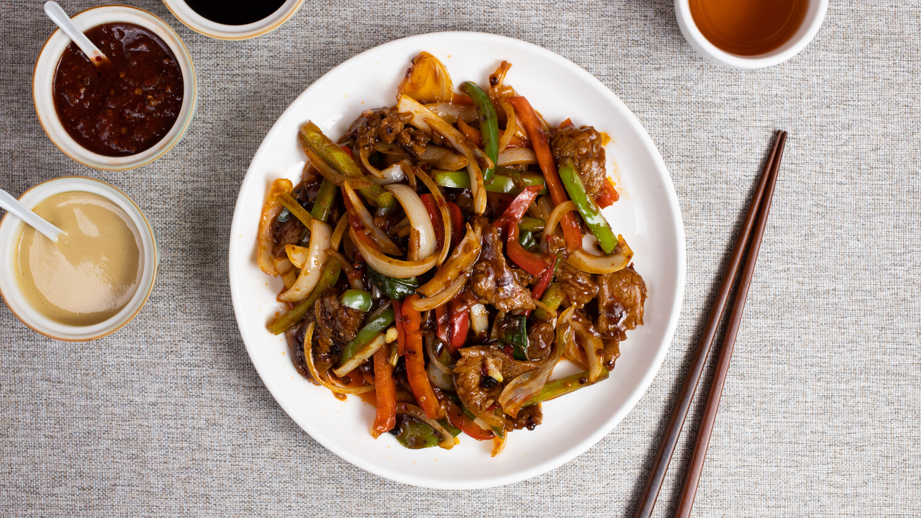 Order Gen Beef Khan - Mongolian Beef。蒙古牛 food online from Fortune Cookie Chinese store, San Francisco on bringmethat.com