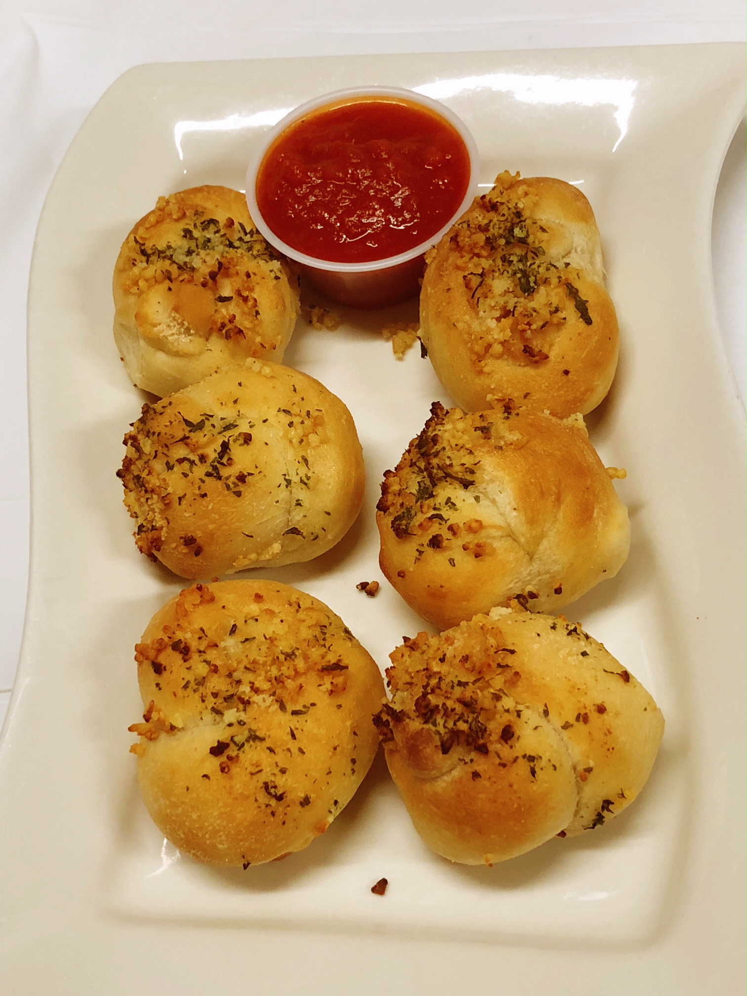 Order Garlic Knots food online from Nino's Pizza & Restaurant store, Hillsdale on bringmethat.com
