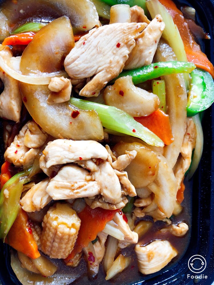 Order Spicy Ginger and Garlic Pork food online from Chans Garden store, Ann Arbor on bringmethat.com