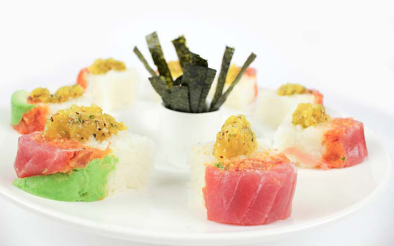 Order Chef Special Roll (8 Pieces) food online from Wu House store, Mokena on bringmethat.com