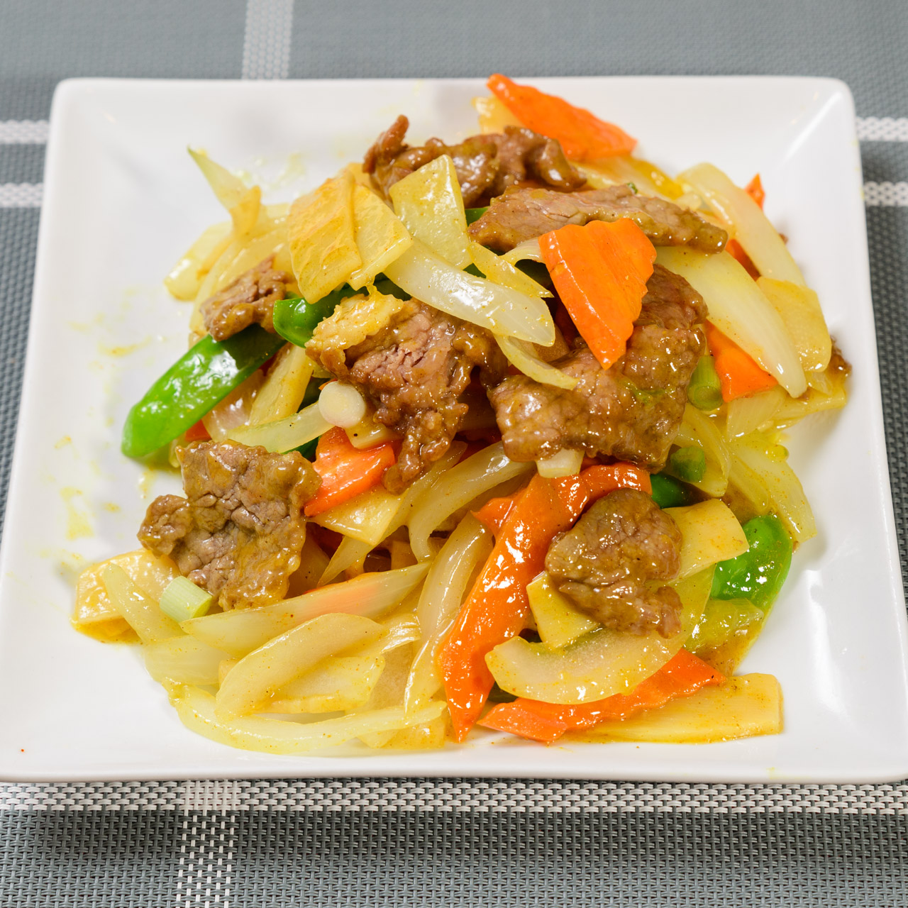 Order Curry Beef food online from Oriental Cafe store, Rockville on bringmethat.com