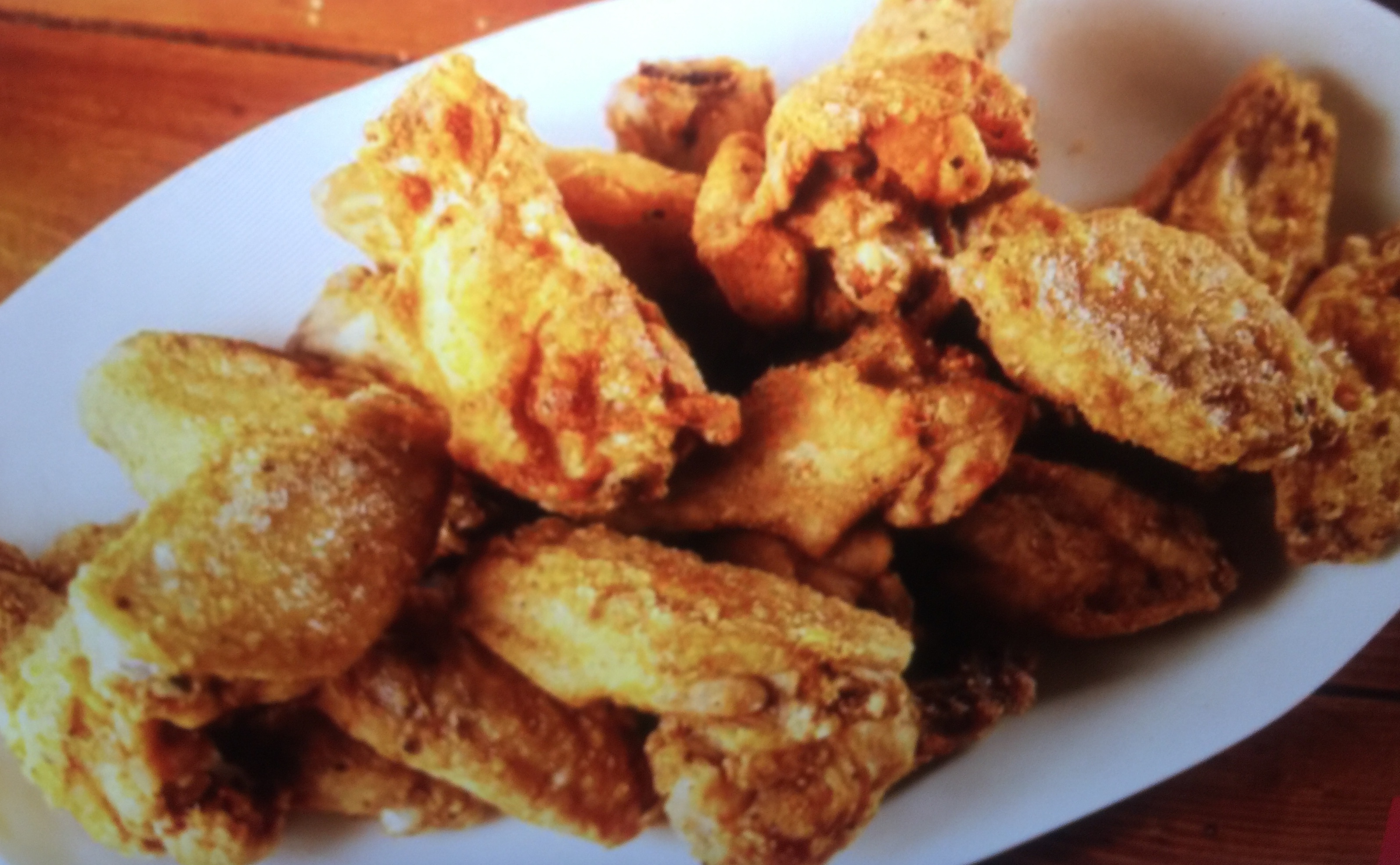 Order Salted Pepper Chicken Wings 召几亦 food online from New Emmy's Restaurant store, San Francisco on bringmethat.com
