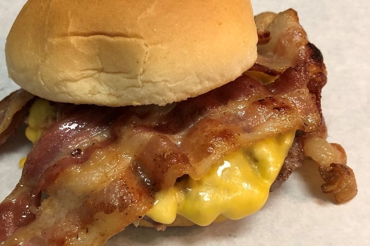 Order Bacon Me Happy Slider food online from Devil Dawgs store, Chicago on bringmethat.com