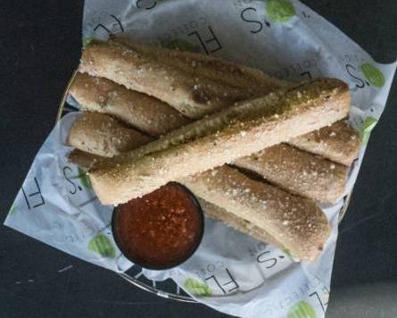 Order Flo's Breadstick food online from Flo Pizzeria Ristorante store, Plainfield on bringmethat.com