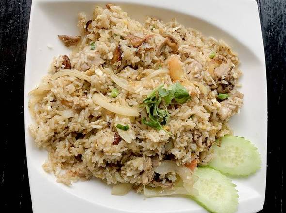 Order E02. Roasted Duck Fried Rice food online from New Thai Elephant store, San Mateo on bringmethat.com