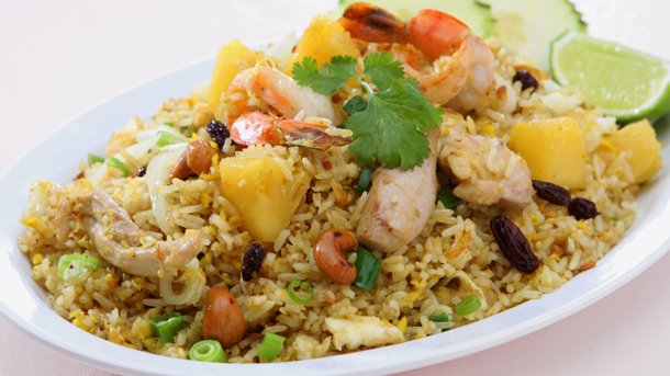 Order 54. Pineapple Fried Rice food online from Sea Thai store, Seattle on bringmethat.com