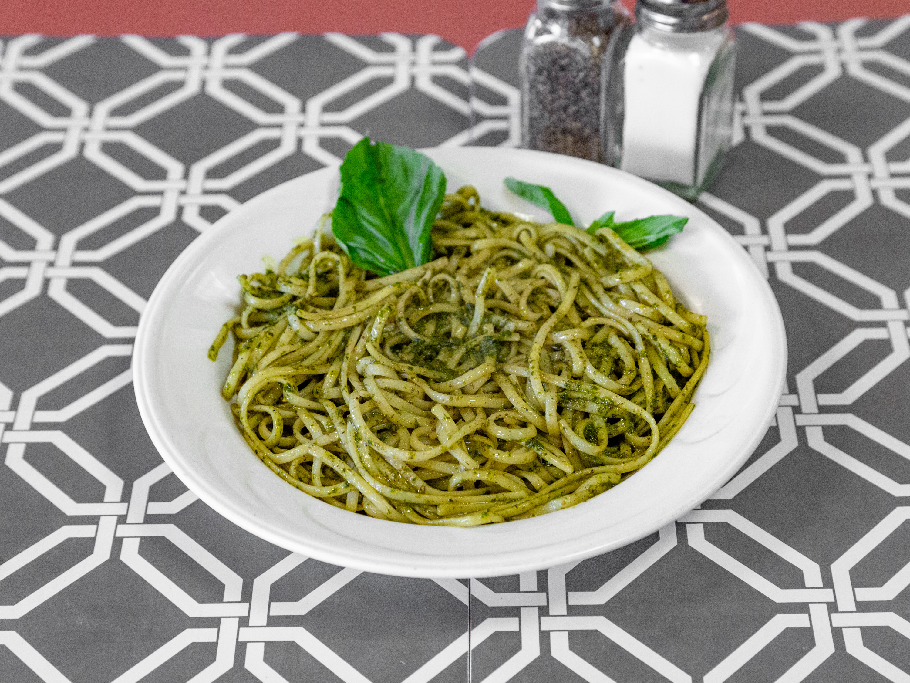 Order Linguine with Clam Sauce food online from Bay Ridge Pizza store, Brooklyn on bringmethat.com
