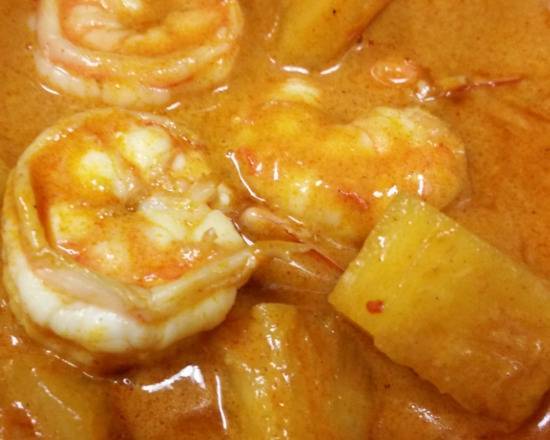Order Hawaiian Curry Shrimp food online from Thai Dishes on Broadway store, Santa Monica on bringmethat.com
