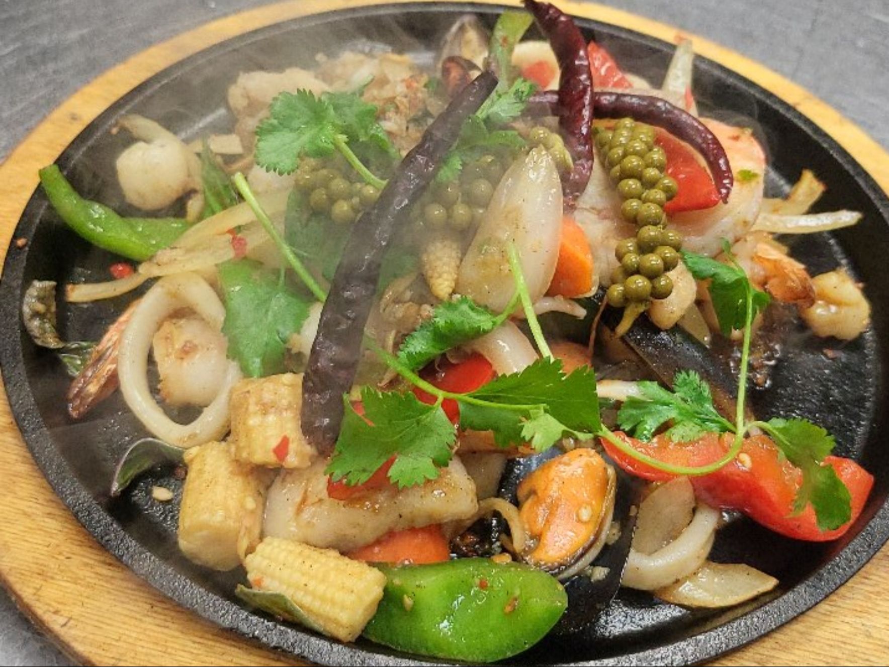 Order Stir Fried Spicy Seafood (Pad Cha Talay) food online from What Zaap? Thai Food store, Las Vegas on bringmethat.com