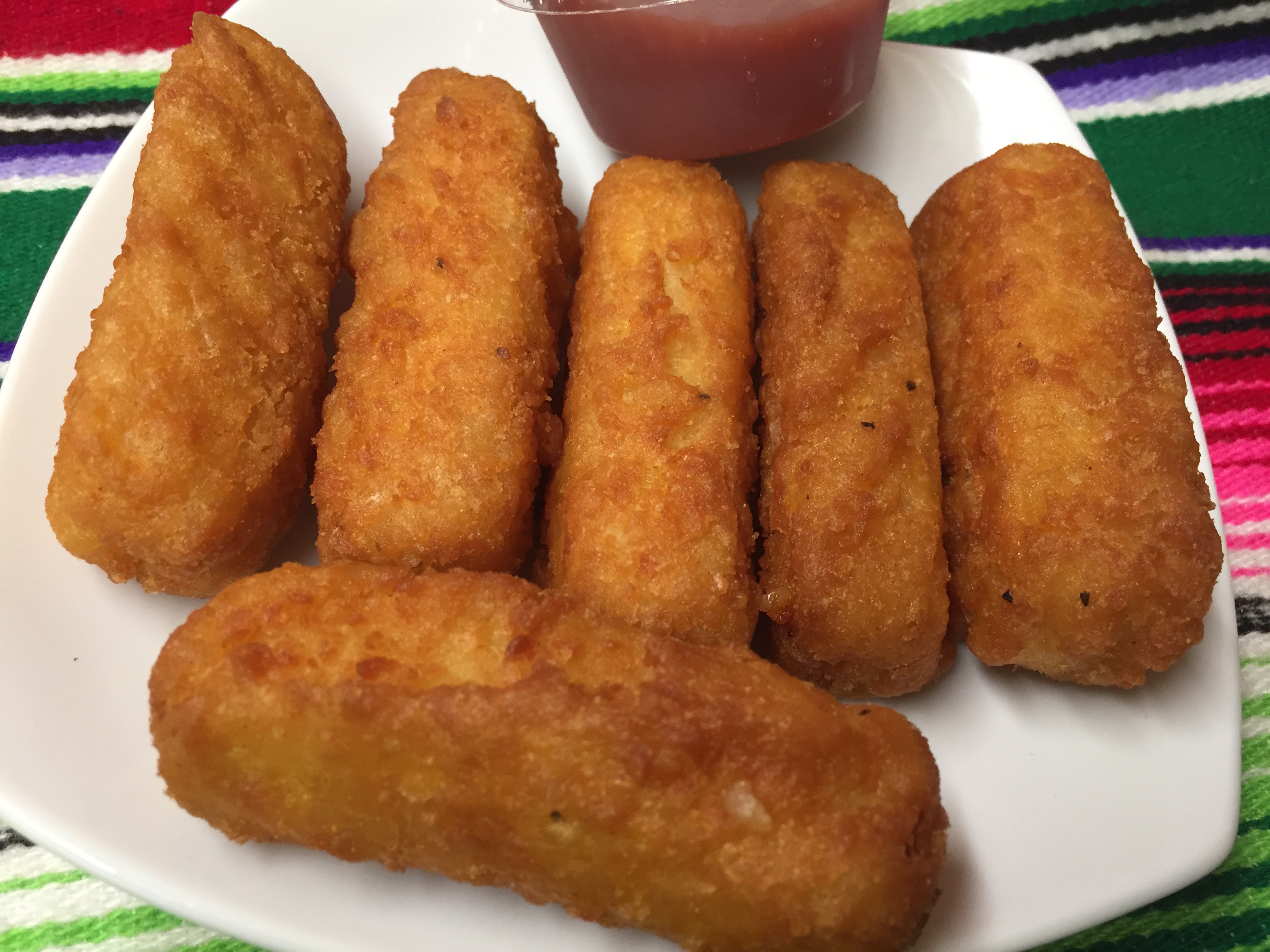 Order 6 MOZZARELLA STICKS food online from Montes Cafe store, Seaside Heights on bringmethat.com