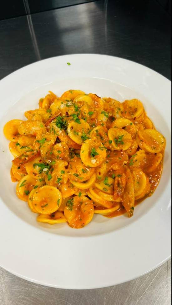 Order Spicy Shrimp Pasta food online from Station4 store, Washington on bringmethat.com
