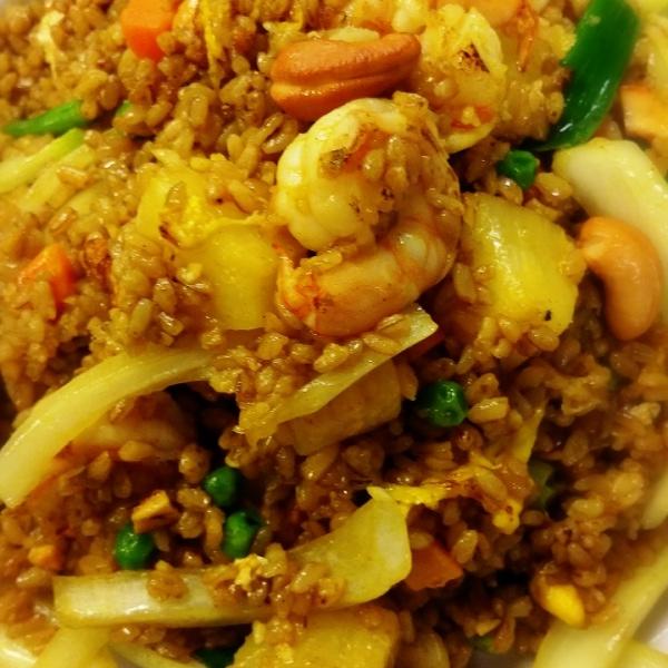 Order F2. Pineapple Fried Rice food online from Wild ginger thai restaurant store, Atlanta on bringmethat.com