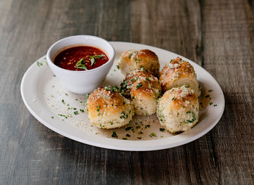 Order 5 Piece Garlic Knots food online from Piubello Pizzeria Restaurant store, Atlanta on bringmethat.com