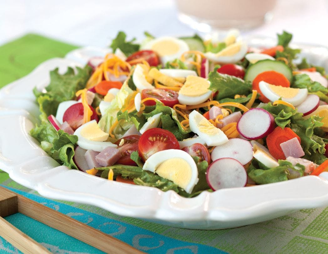 Order Chef Salad Catering - Half Tray (8-12 People) food online from Lunetta pizza store, New York on bringmethat.com