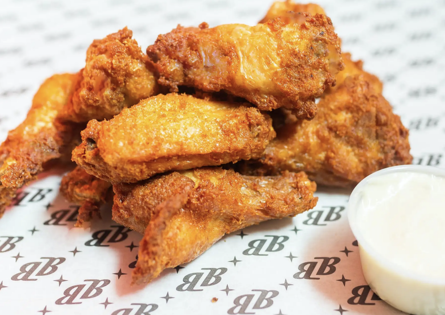 Order Plain Wings food online from Bozzelli's store, Springfield on bringmethat.com