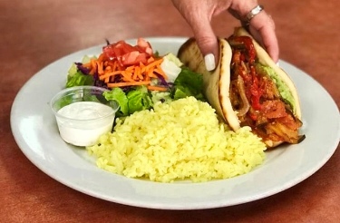 Order Veggie Pita Plate food online from Tikka Grill store, Thousand Oaks on bringmethat.com