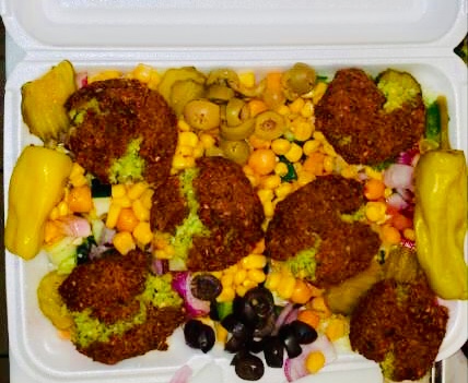 Order Falafel Platter food online from Gyro King store, Teaneck on bringmethat.com