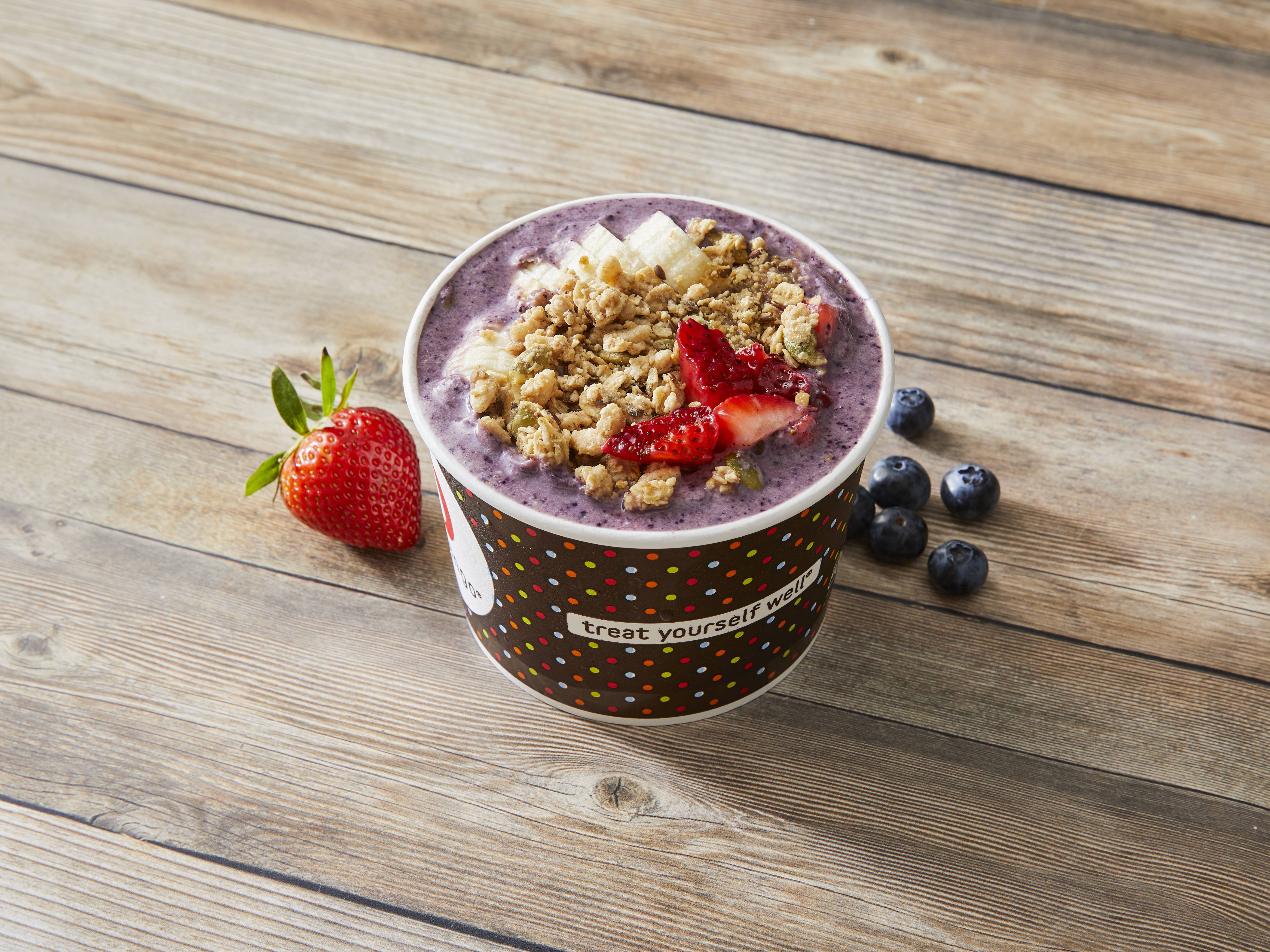 Order Berry Power Protein Smoothie Bowl food online from Red Mango store, Skokie on bringmethat.com