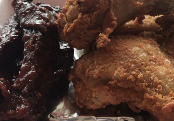 Order 11. White Meat Chicken and Rib Combo Meal food online from Pigs On A Wing store, Lindenhurst on bringmethat.com