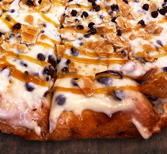 Order Cannoli Pizza Personal food online from Pizza Amore The Wood Fire Way store, Grand Island on bringmethat.com