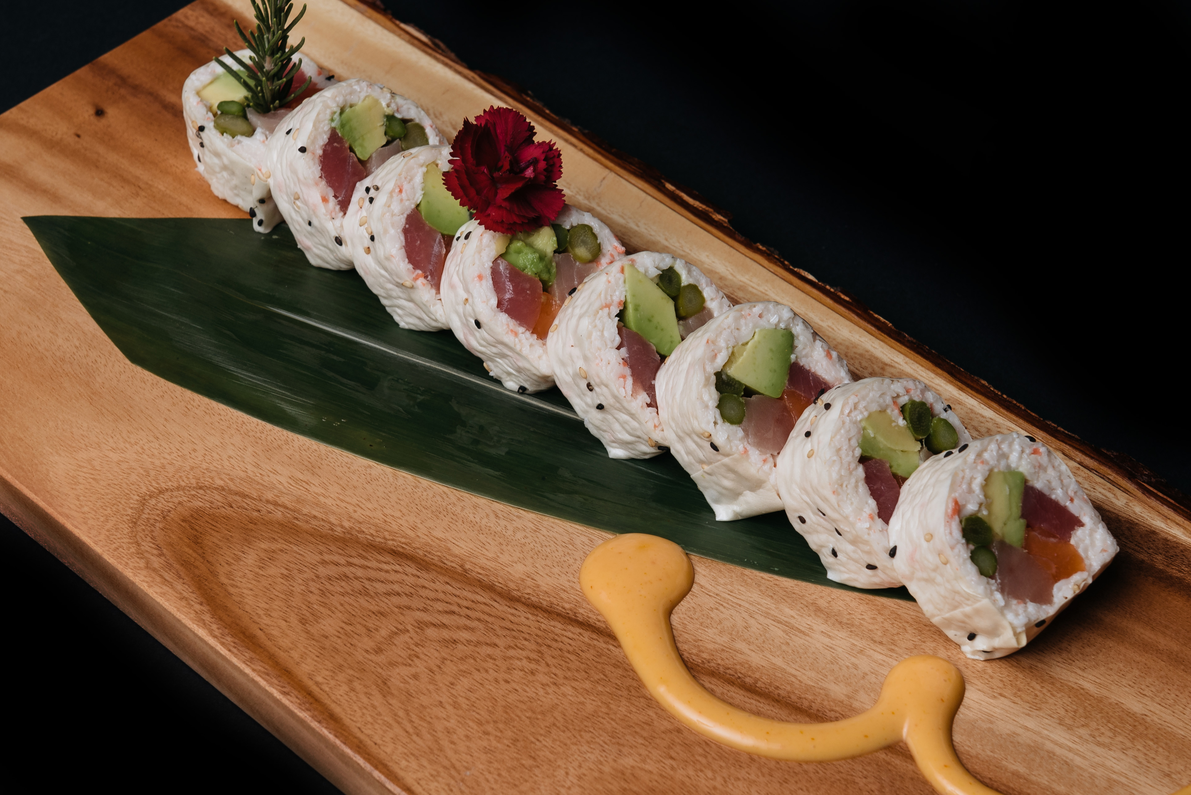 Order Sashimi Roll food online from Oji Sushi & Sake Bar store, Montebello on bringmethat.com