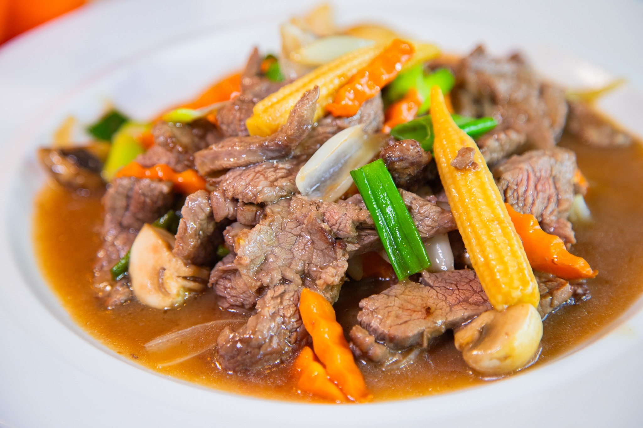 Order Beef with Oyster Sauce food online from Chao Phra Ya store, Herndon on bringmethat.com