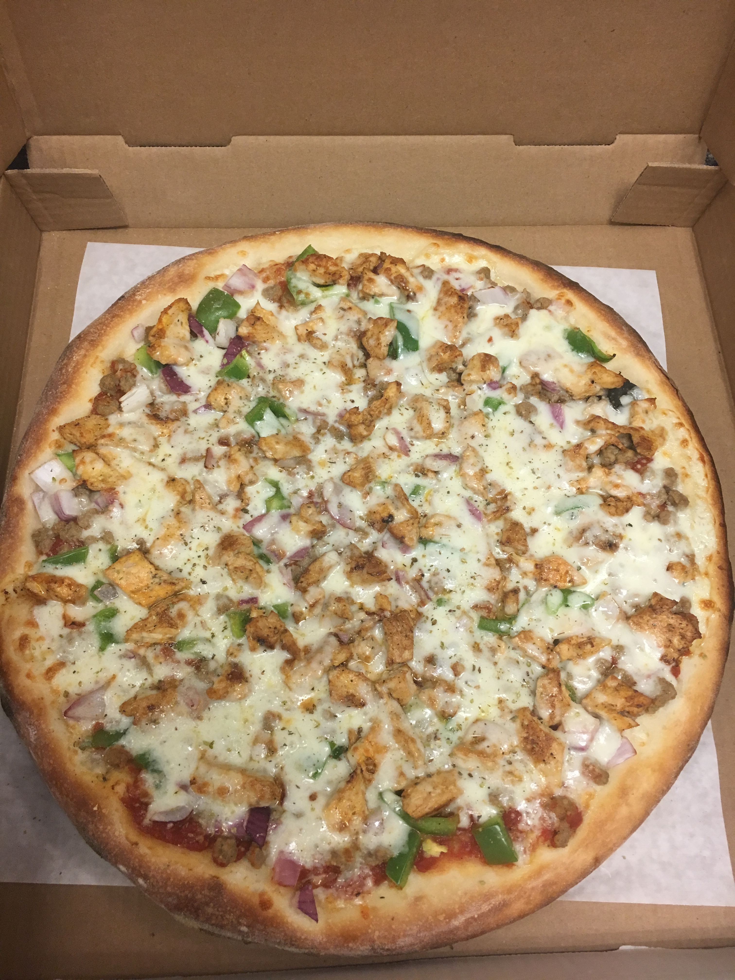 Order Chicken and Broccoli Pizza food online from Sorrento Pizza store, Philadelphia on bringmethat.com