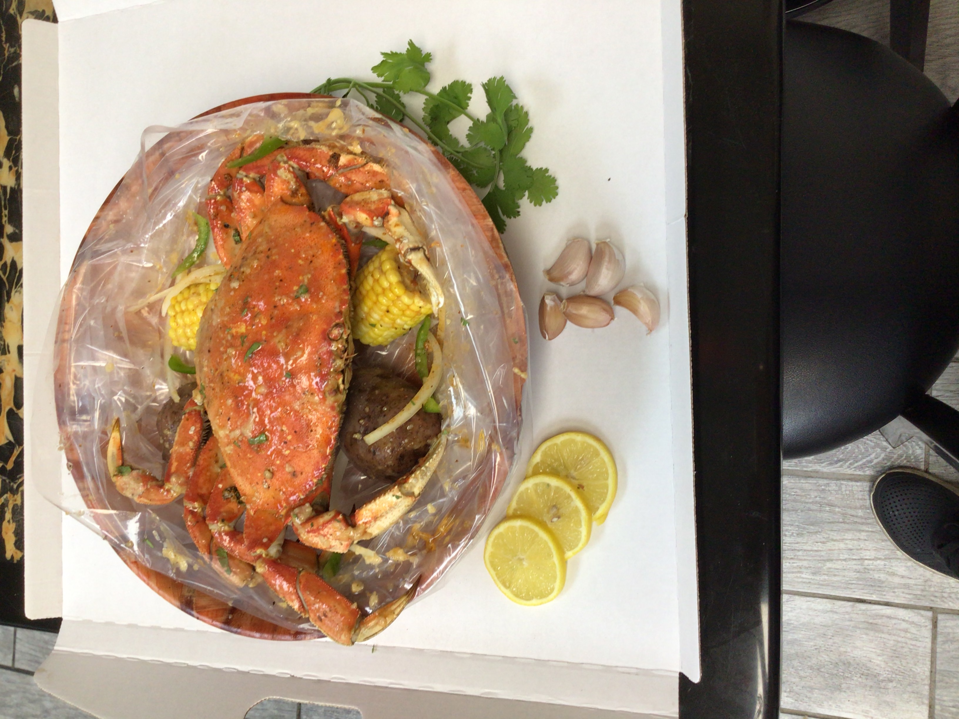 Order Dungeness Crab  food online from Jamaica fish market store, Richmond Hill on bringmethat.com