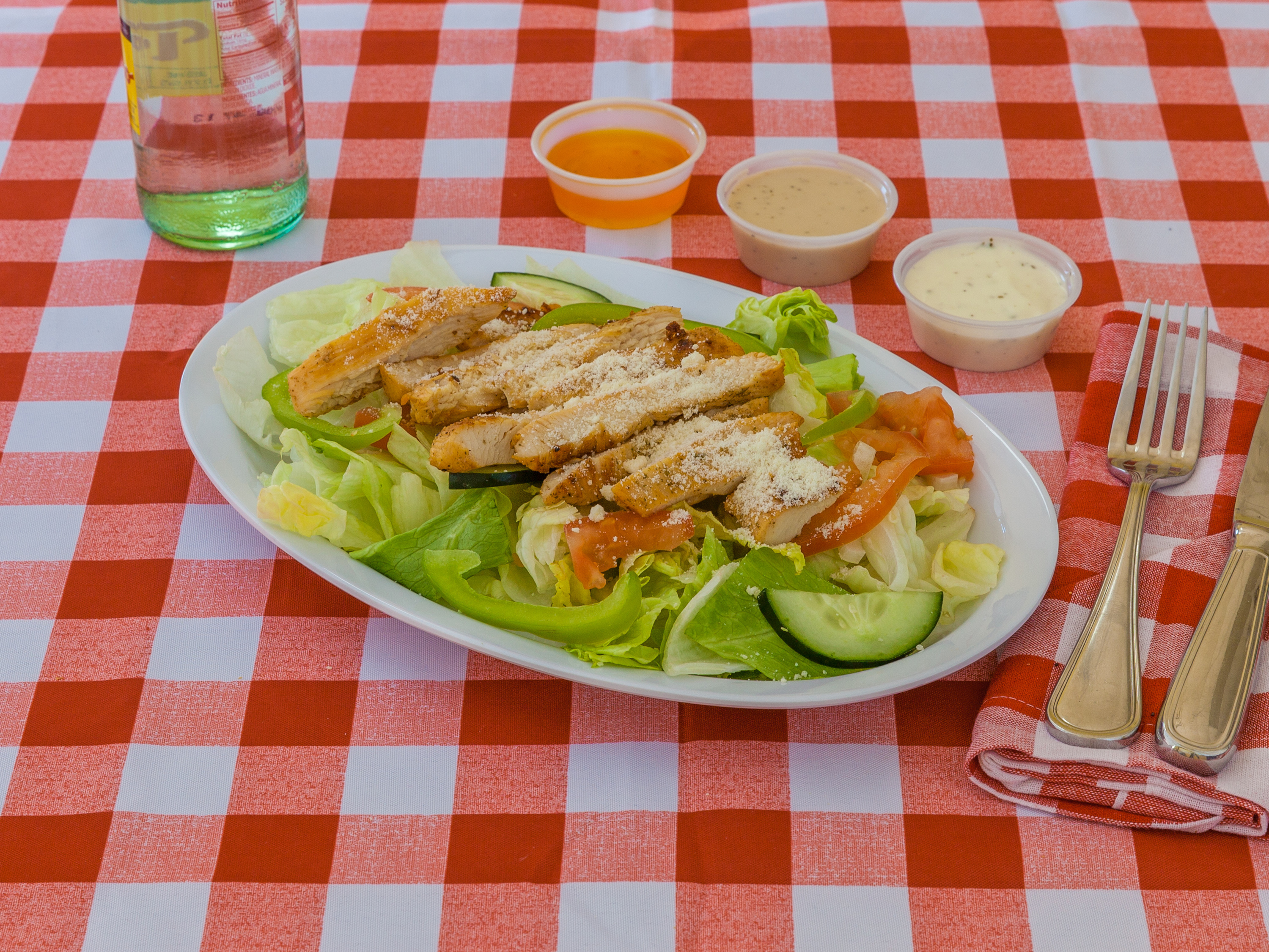 Order Chicken Caesar Salad food online from Tastee Bites store, Joliet on bringmethat.com